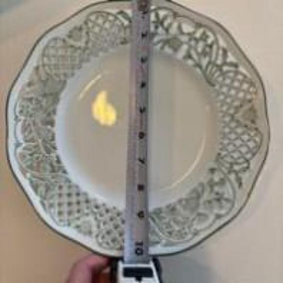 Schumann Germany Vintage Pierced Rim White and Green Dinner Plates - Picture 5 of 5